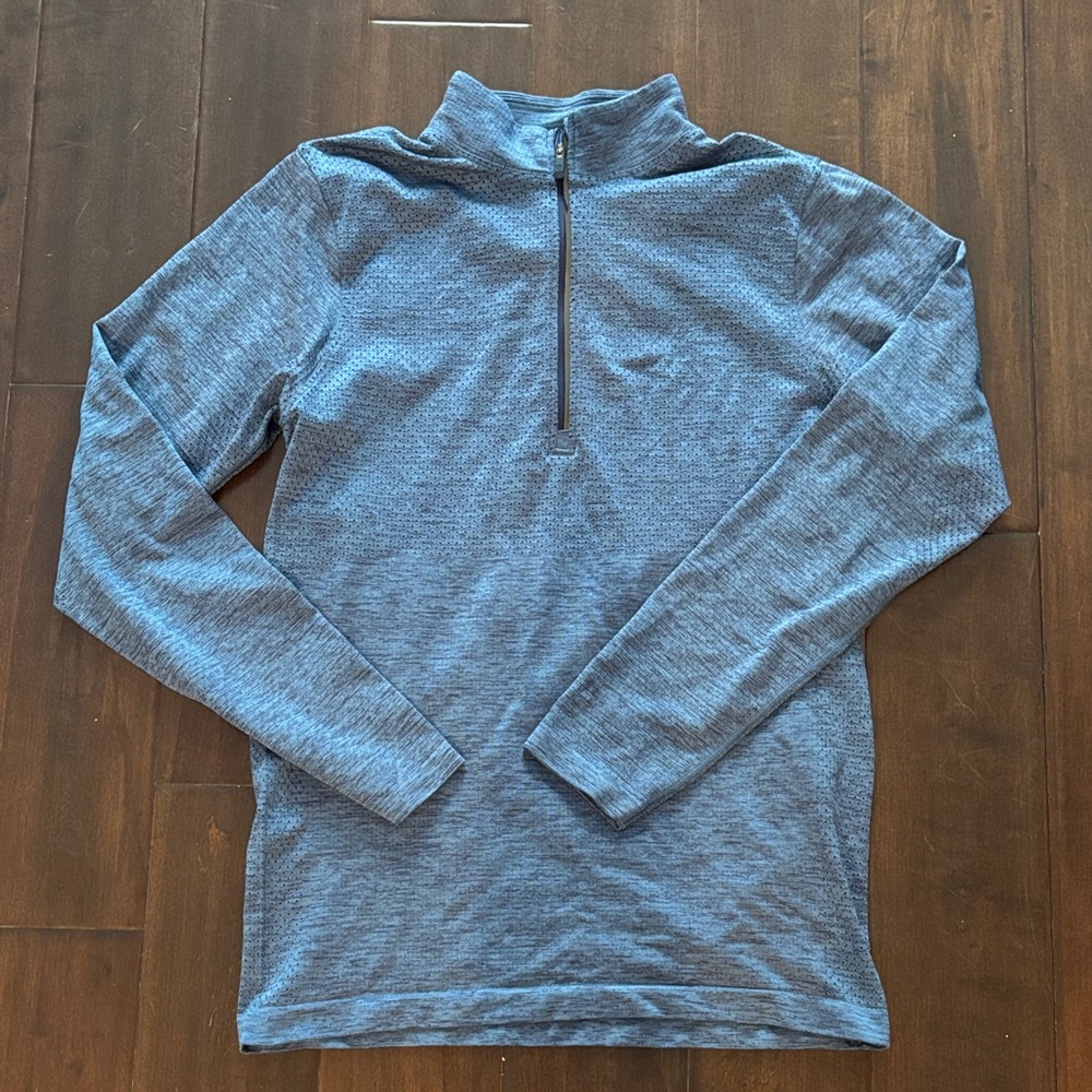Lululemon Metal Vent Half Zip Blue, size S